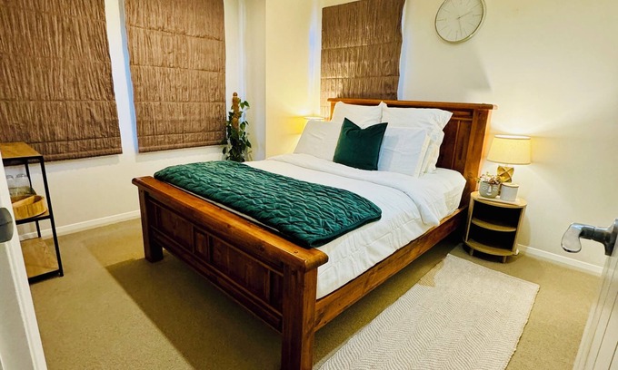 The Gardens Maison | Room near Auckland Airport