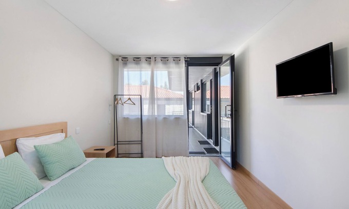 Rossas Appartement | Chambre 'Quarto 7' avec vue sur la montagne, Wi-Fi et climatisation
