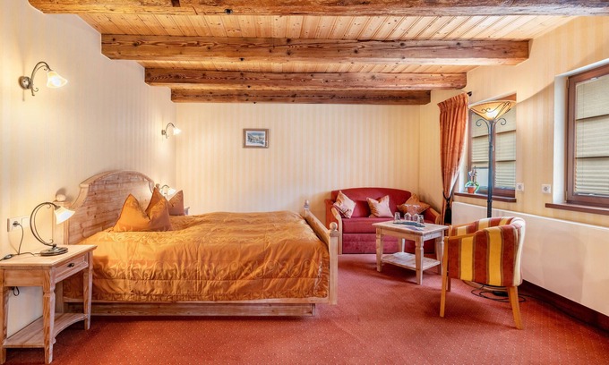 Soernewitz Appartement | Chambre 'Vinotel 12' avec jardin partagé, Wi-Fi et climatisation