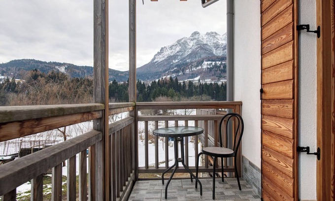 Bosentino Appartement | Chambre 'Viola' avec vue sur les montagnes, terrasse partagée et Wi-Fi
