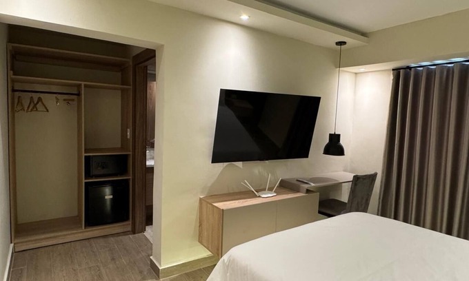 Renacimiento Appartement | Room w/private bathroom in Mirador Norte, Santo Domingo