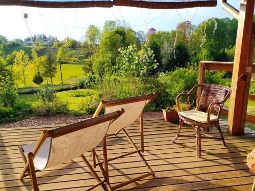 Rimont Maison | Room with en suite bathroom in cosy wooden house