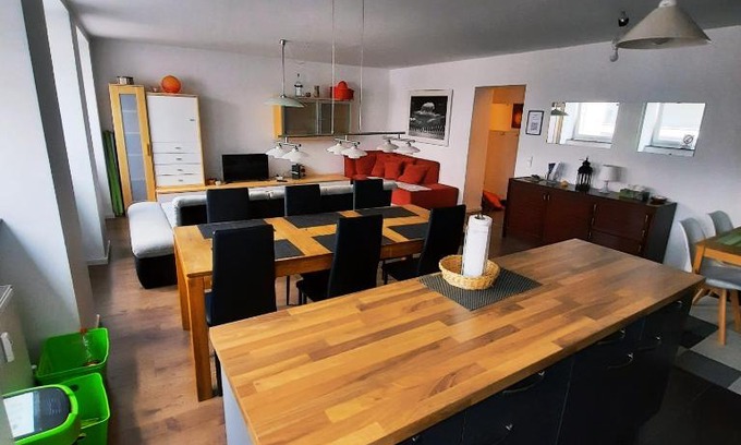 Nauwieser Viertel Lit Et Petit-Déjeuner | ROOMS in SHARED HOUSE SAARBRUCKEN Center