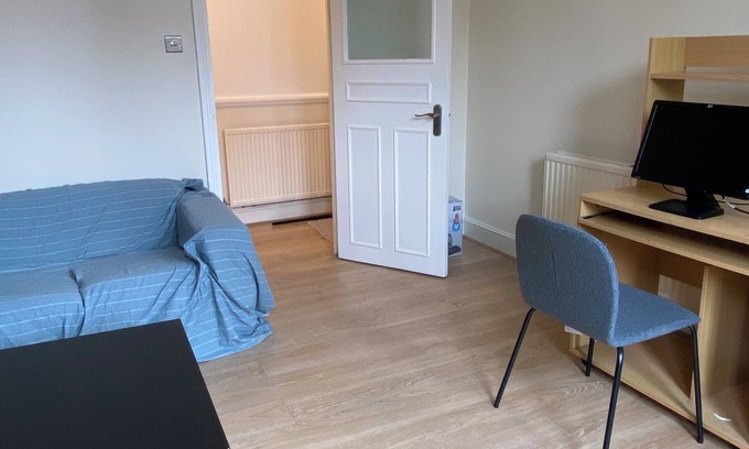 Gospel Oak Appartement | Roomy 3BD by Hampstead Heath!