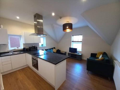 Beeston Appartement | Roomy Penthouse 2 double bed apartment - Spacious - Central Beeston - Free secure parking -