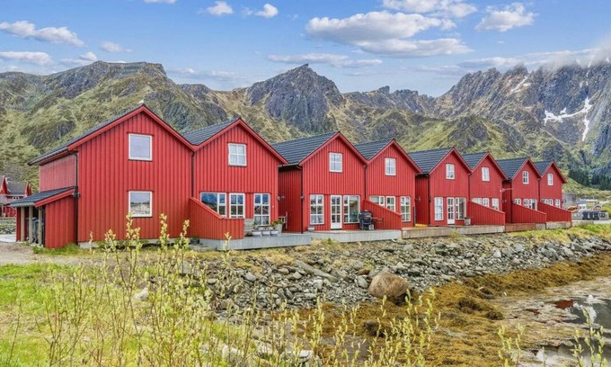 Ballstad Cabine | Rorbu ved Vannet i Ballstad, Lofoten