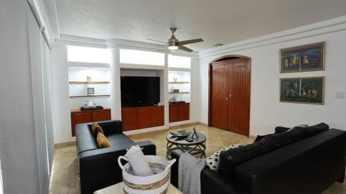 Playa Encantada Maison | Rosarito Beach and pool access apartment 2bd 2b