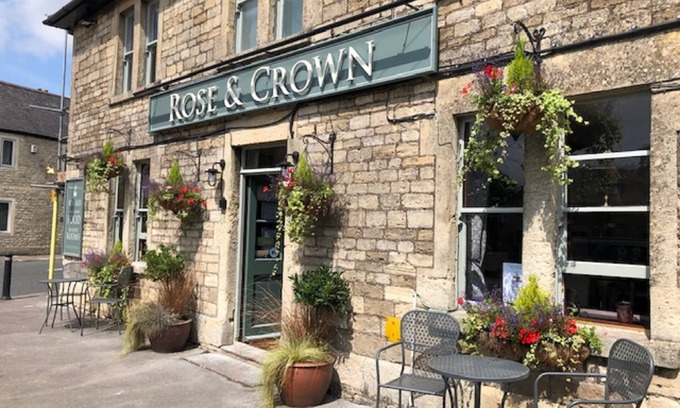 Hinton Charterhouse Maison | Rose And Crown
