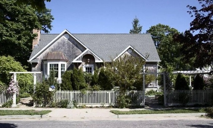 Greenport Cottage | Rose Cottage près de la baie.
