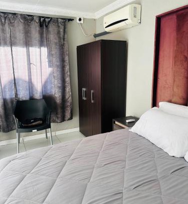 Greater Tubatse Cabine | Rose Lodge