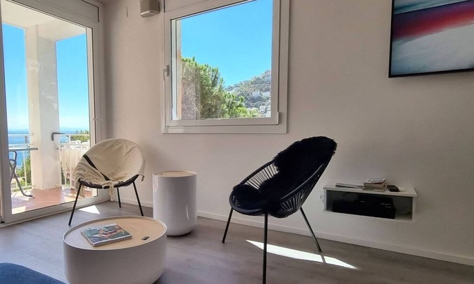 Almadraba-Canyelles Appartement | Roses vue mer Plage de Canyelles Costa Brava AV-10
