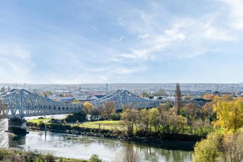 Quartier du Mont Gargan Appartement | Rouen, Vue sur la Seine #Tokyo