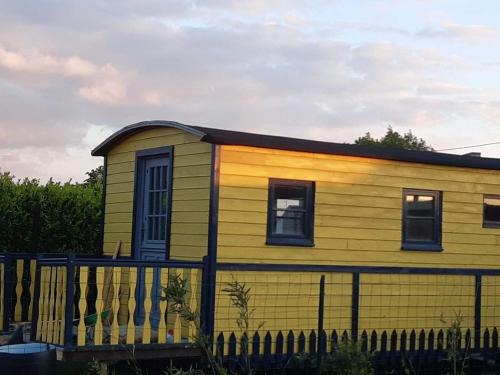 Winnezeele Maison | Roulotte et Jacuzzi de Rachel au Domaine du Reuze