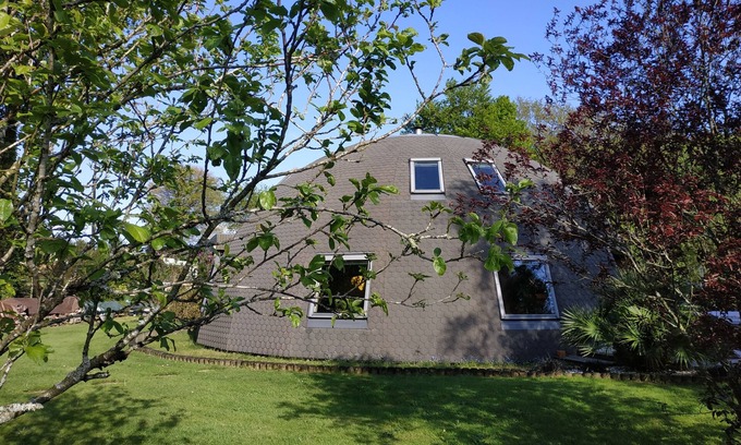 Locqueltas Maison | Maison ronde 220 m2, grand jardin, 10 mn de Vannes