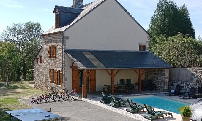 Issoudun-Letrieix Cottage | GITE de LA TABLE RONDE