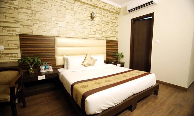 Delhi Hôtel | Rousha Inn