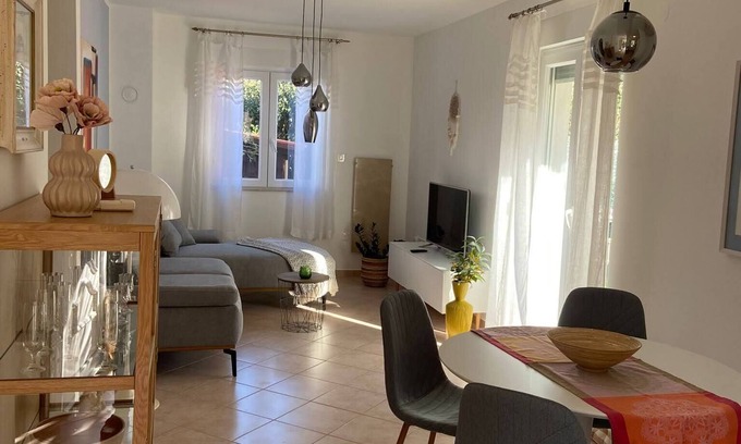 Borik Appartement | Rovinj - Borik, beautiful apartment Lea for 2-4 persons with garden - 5 min. from the beach