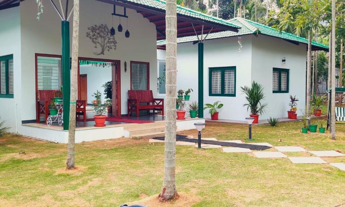 Mettupalayam Station Balnéaire | ROYAL CROWN GREEN SAGAR PH8140233333