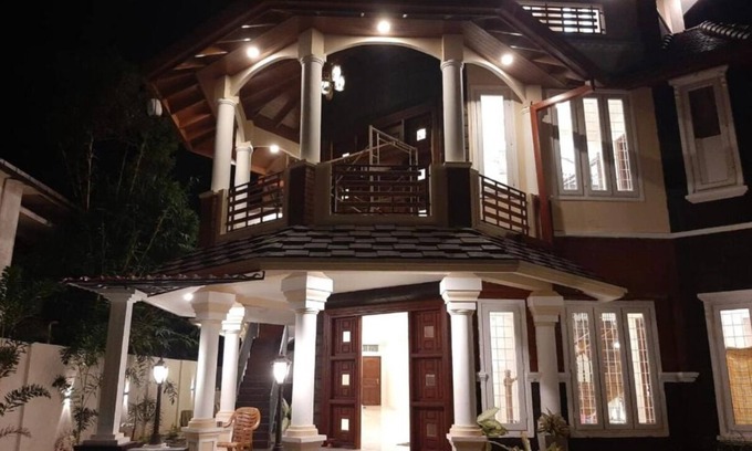 Valikamam East Hôtel | Royal Feather - Double Room 1