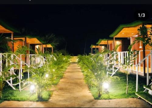 Bapatla Station Balnéaire | royal oak resort
