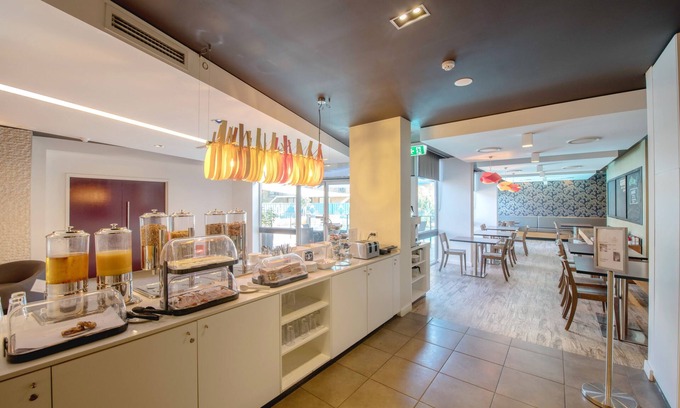 Lane Cove North Hôtel | Royal Pacific Hotel