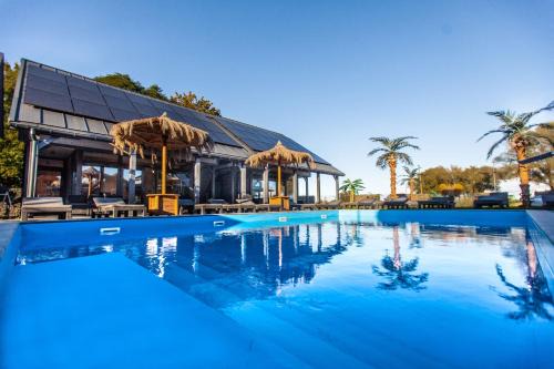 Mielno Maison | Royal Palm Mielno