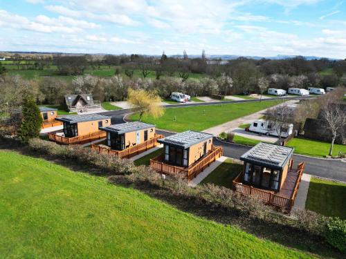 Croston Station Balnéaire | Royal Umpire Caravan Park