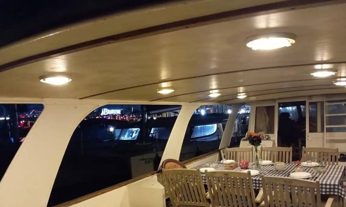 Ashkelon Location De Bateaux | RoyalSeaSuite 'Live and Live on the Water' for roommates