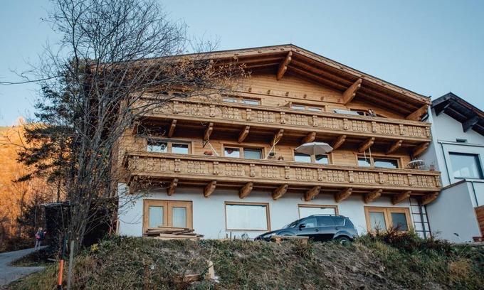 Zirl Appartement | Rudi by Monicare Appartement mit Atemberaubenden Ausblick Über dem Tal