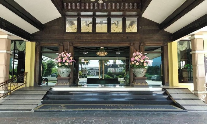 Phitsanulok Hôtel | Ruean Phae Royal Park Hotel