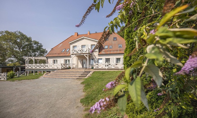 Bergen auf Ruegen Appartement | Ruhig und Idyllische Lage im Herzen der Insel Rügen - Gutshaus Silvitz Fewo 04