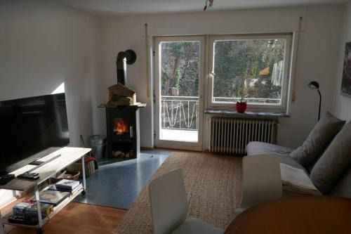 Knielingen Appartement | Ruhige 4-Zi-Wohnung mit großem Balkon und Blick ins Grüne