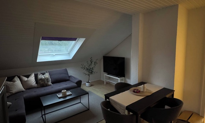 Reihen Appartement | Ruhige 60 m²-Ferienwohnung mit Self-Check-in und Terrasse