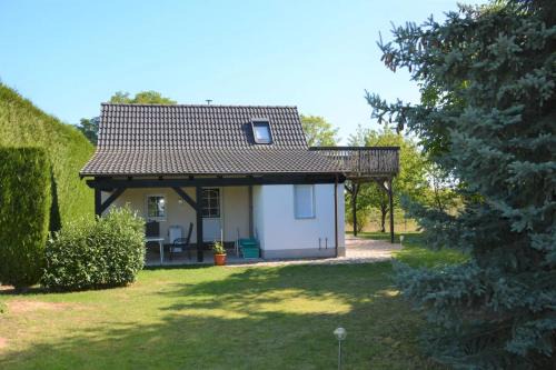 Pflueckuff Appartement | Ruhiges, sehr schönes Haus/Grundstück in Elbnähe.