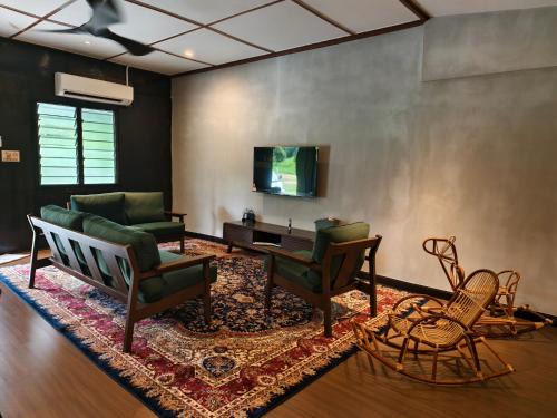 Gua Musang Station Balnéaire | Rumah Atuk Homestay