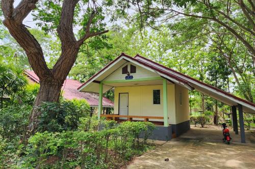 Chonnabot Villa | Rung Rueng Resort