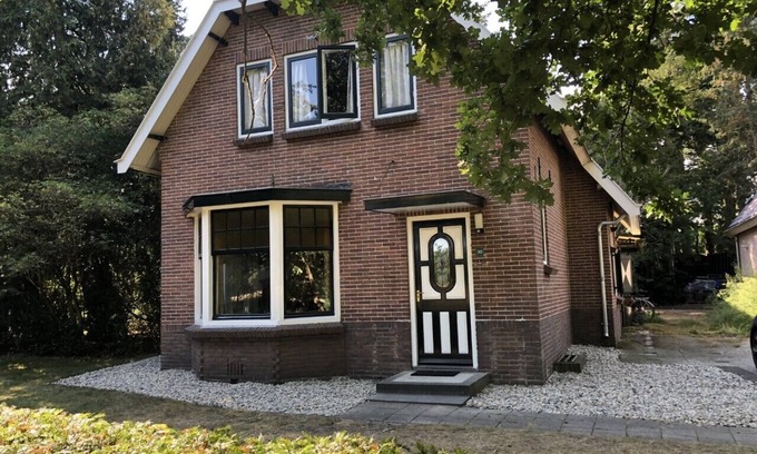 Municipality of Soest Maison | Rural and attractive house with parking spaces