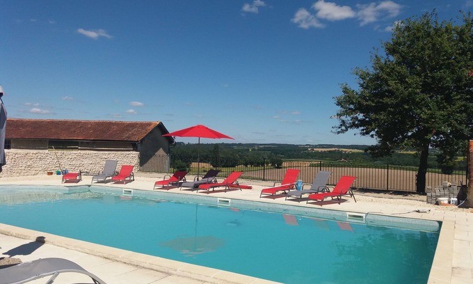 Courgeac Autre | Rural converted barn, sleeps up to 10, with large pool