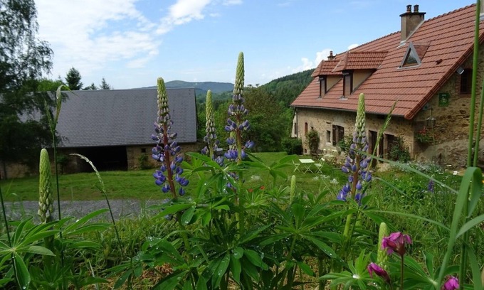 La Grande-Verriere Maison | Gîte Boisseau, très calme, pour 6 pers. avec vue panoramique sur le Mont Beuvray
