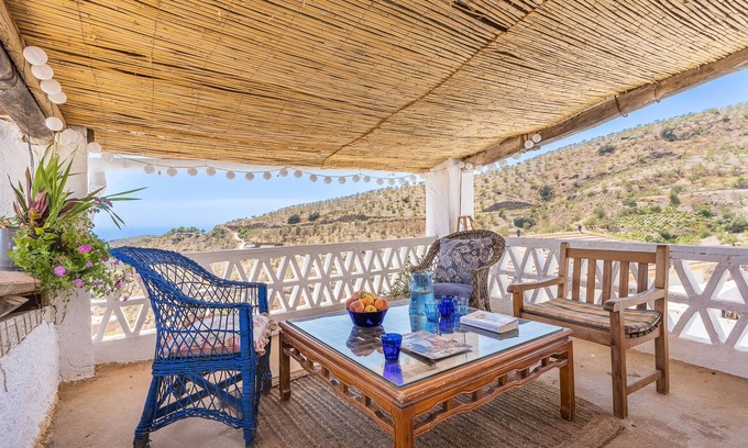 Sorvilan Maison | Maison de campagne 'Bns - Casa La Prensa - Alpujarra' avec vue sur la mer, terrasse privée et Wi-Fi
