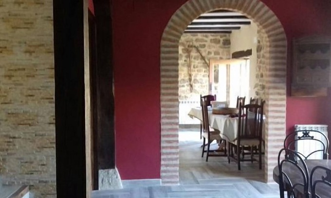 Alar del Rey Cottage | Gîte rural (location complète) El Cinto pour 10 personnes