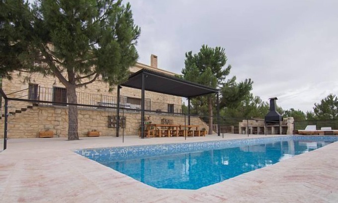 Biar Cottage | Gîte rural (location complète) Finca La Llum pour 23 personnes