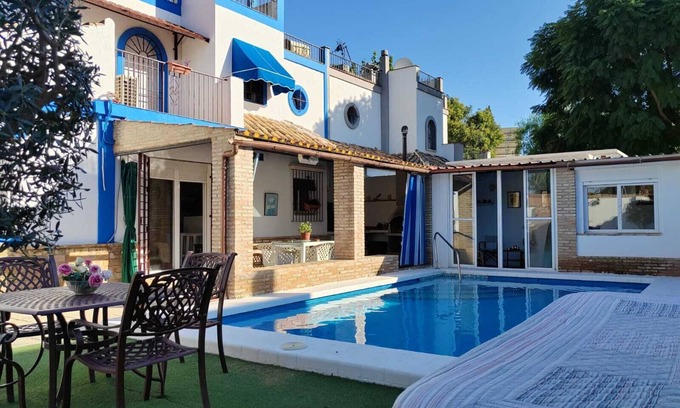 Sanlucar la Mayor Villa | casa de lujo en sevilla 10 personas
