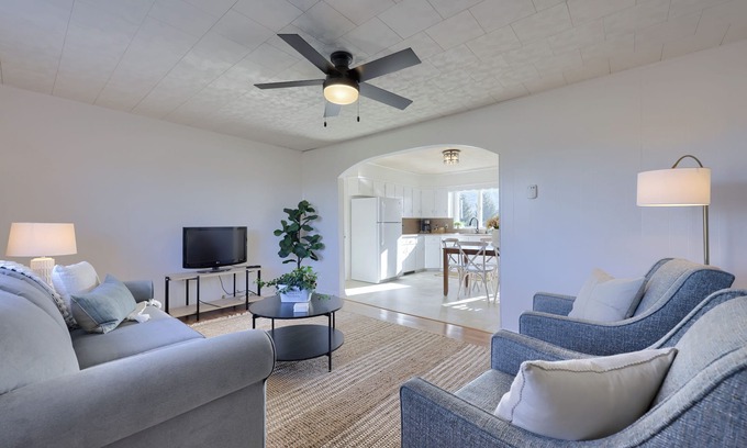 Spring Glen Maison | Rural, peaceful, sleeps 6, mountain views