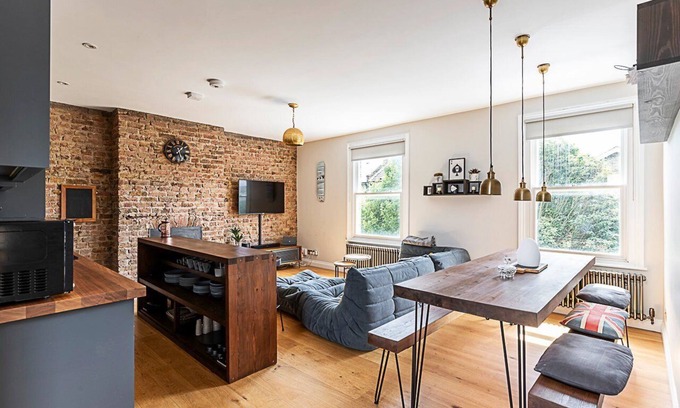 Brixton Hill Appartement | Rustic and Contemporary Haven in Brixton