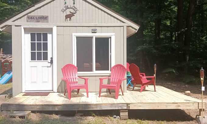 Frederic Cabine | Rustic Cabin on 10 secluded acres