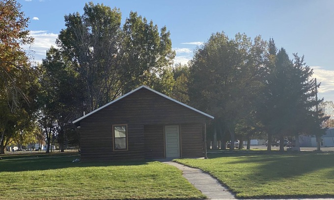 Burlington Cabine | Rustic cabin with Fiber internet