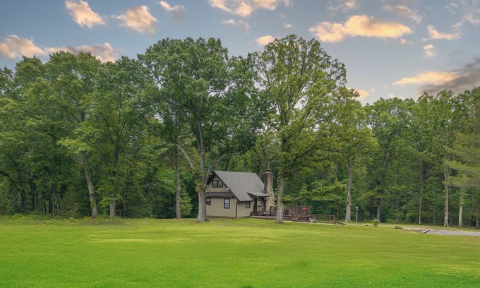 Mountain View Cabine | Rustic charm with modern amenities, ensuring a comfortable and memorable stay.