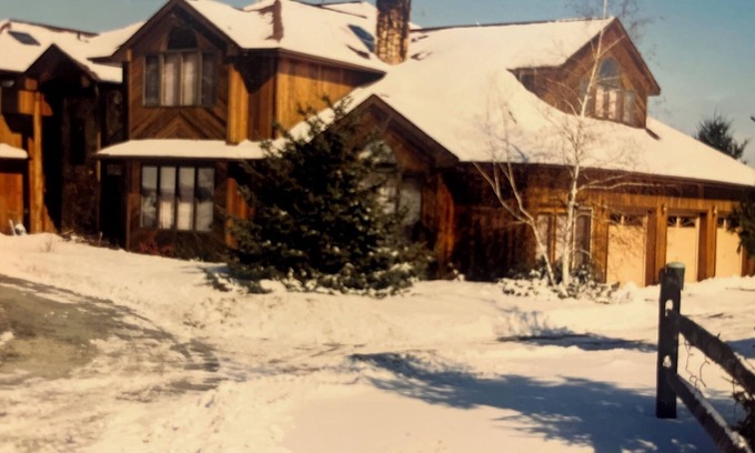 Montgomery Maison | Rustic charming 4 bedroom, 5th bedroom does not have a bed