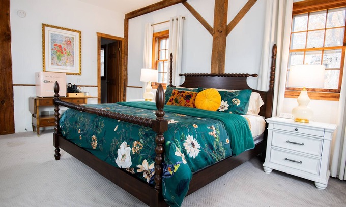 Steeles Tavern Lit Et Petit-Déjeuner | Rustic Grist Mill turned Inn - Blue Ridge Parkway